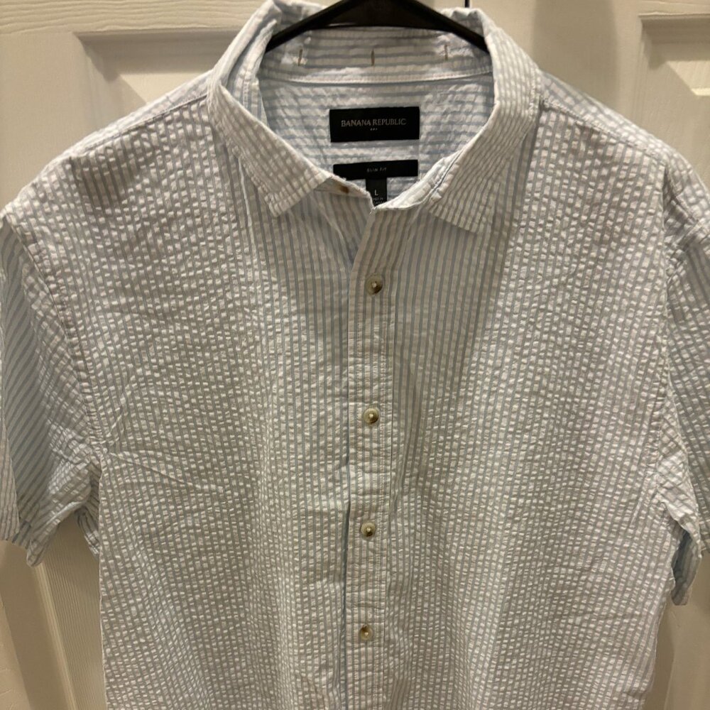 Banana Republic Large Slim Fit short sleeve white and green